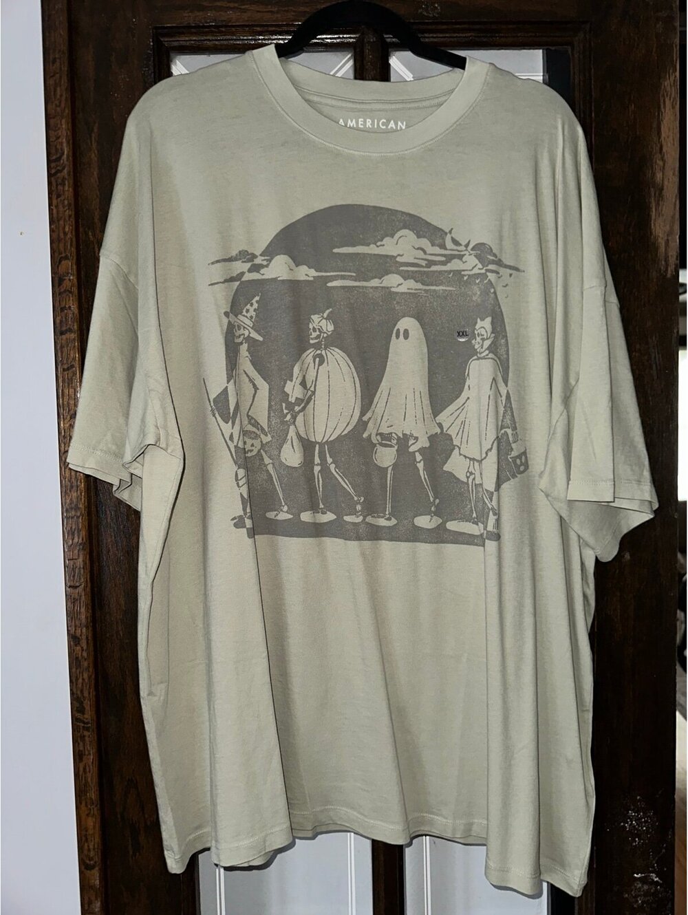 American eagle Halloween trick or treating tshirt